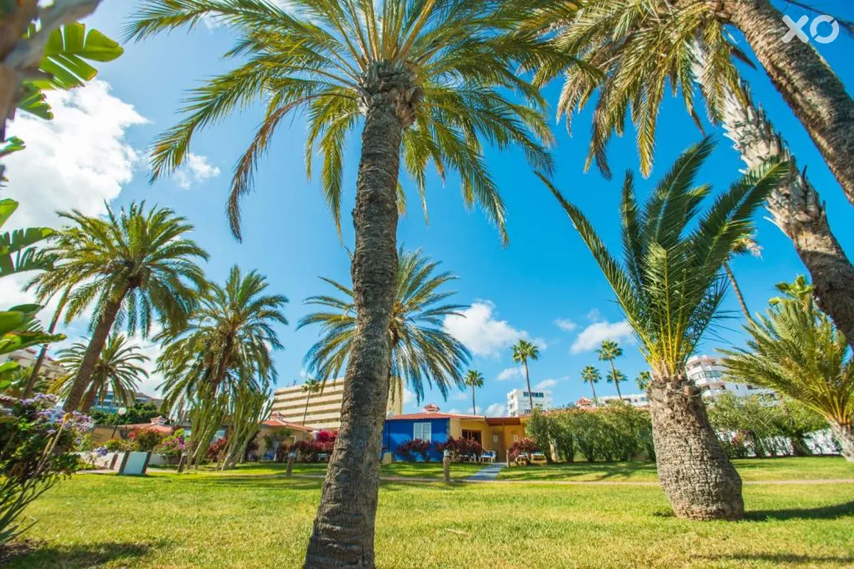 HL Miraflor Suites Hotel