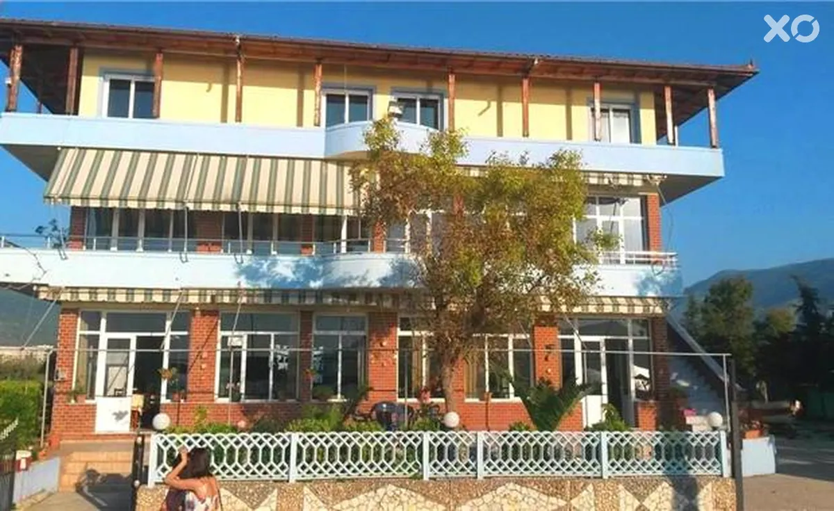 Alba-Gert Hotel