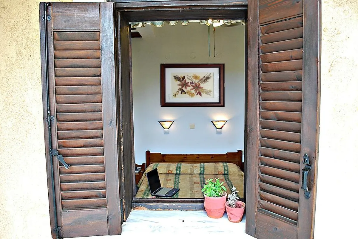 Iliostasi Beach Apartments