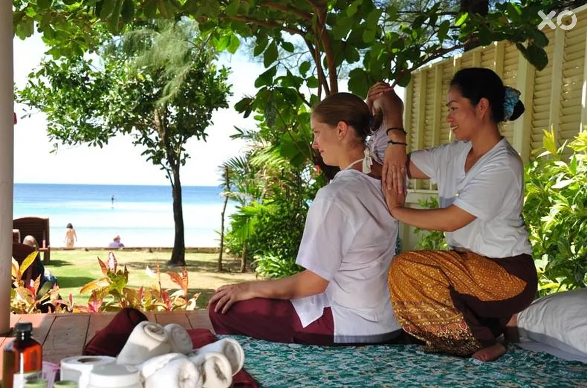 Royal Lanta Resort & Spa