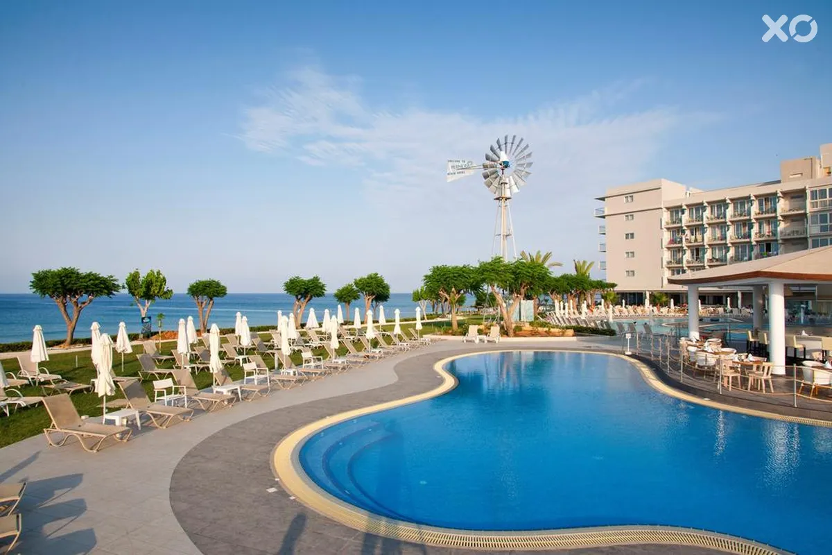 Pernera Beach Hotel
