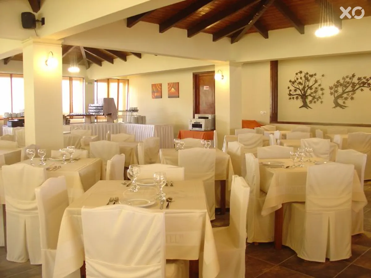 Golden Sands Hotel