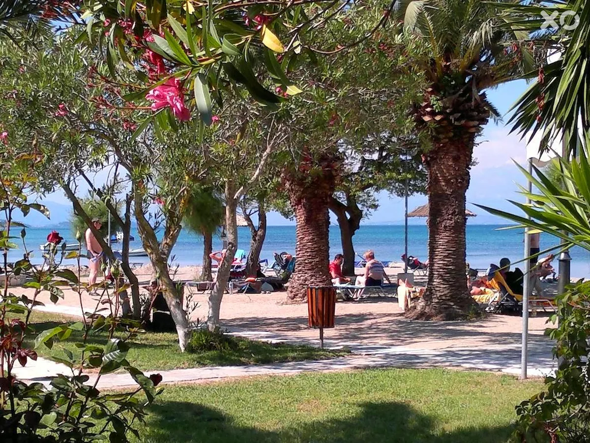 Three Stars Village Hotel