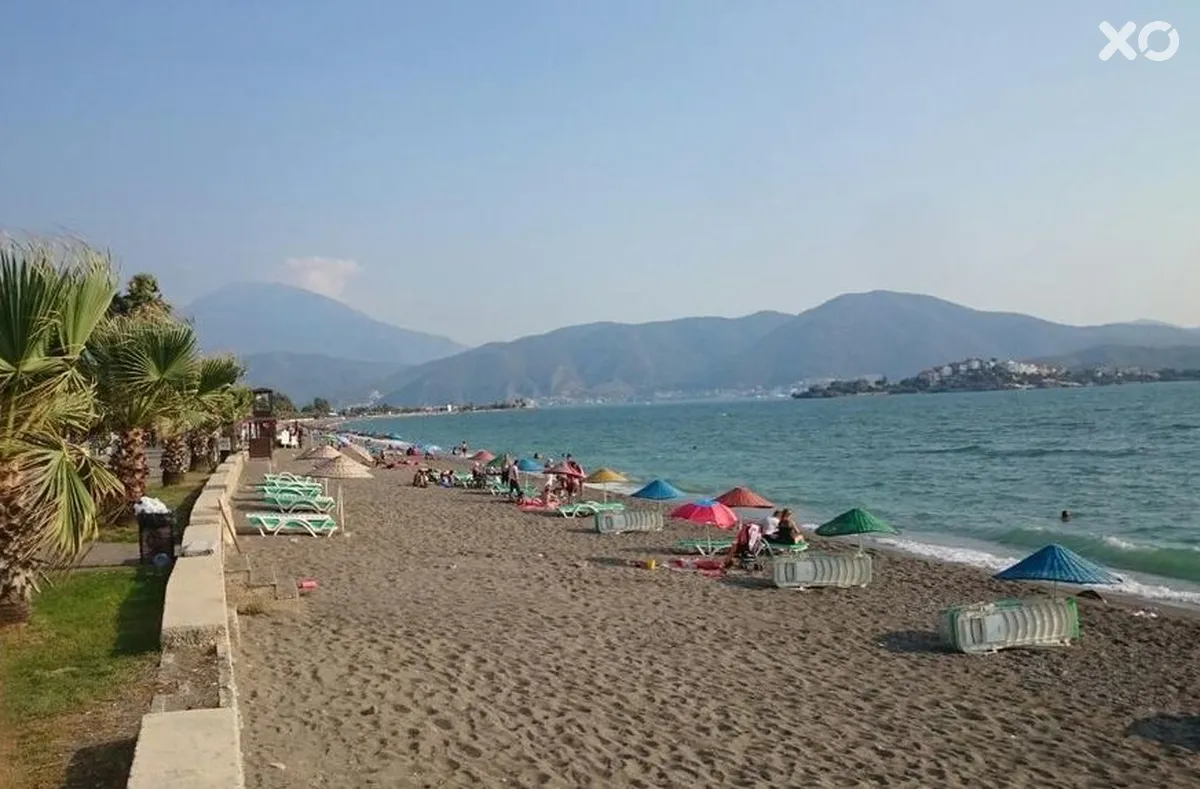 Aymes Hotel