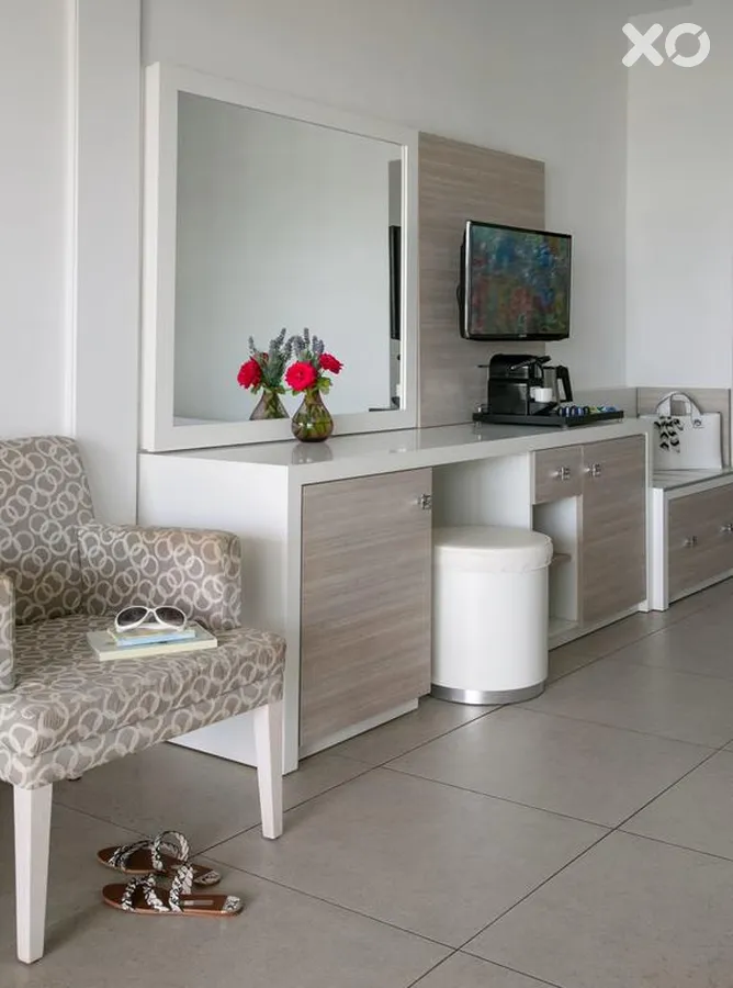 Asterias Beach Hotel