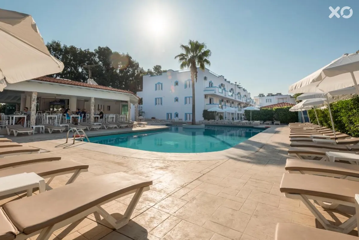 Aegean Blu Hotel & Apartments