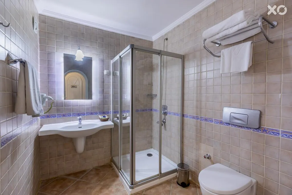 Kare Adalya Port Hotel