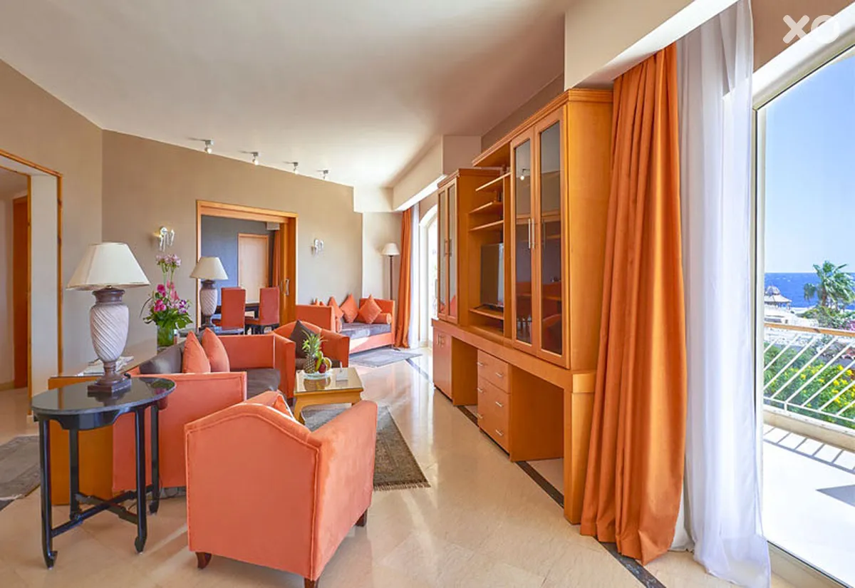 Parrotel Beach Resort