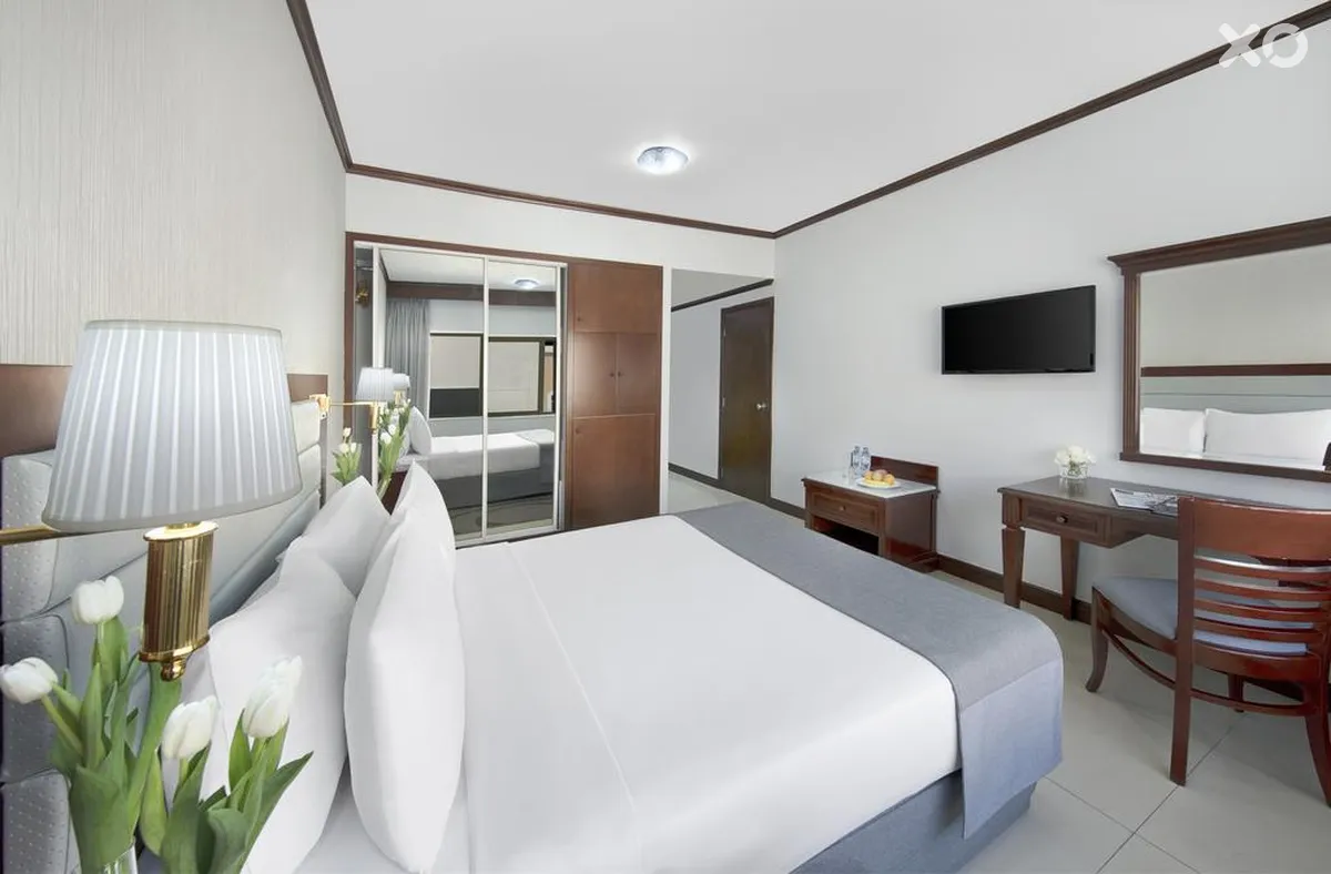 Admiral Plaza Hotel