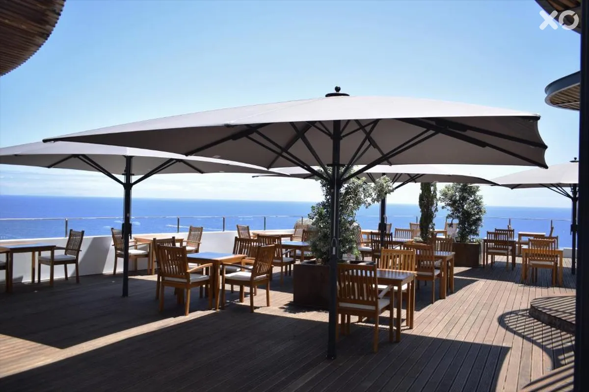 Madeira Regency Cliff