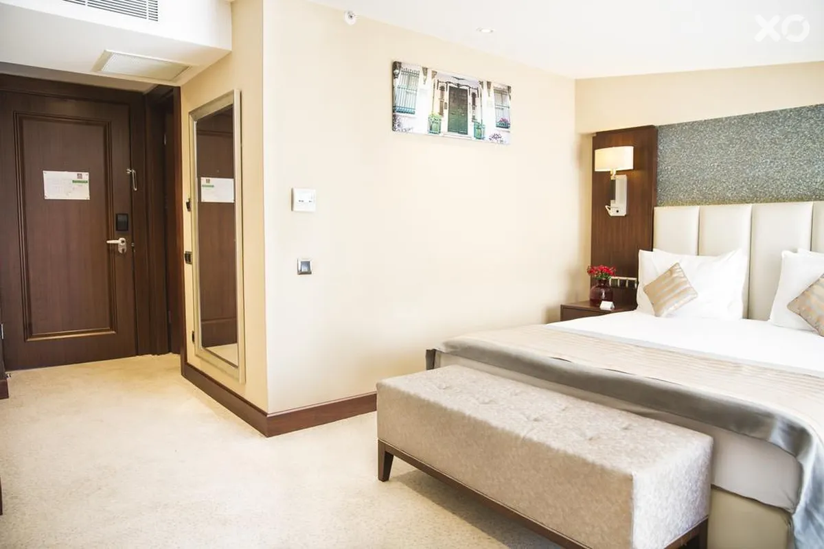 Grand Aras Hotel & Suites