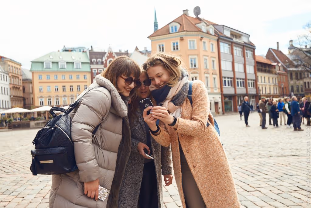 Рождество в Лапландии зовет! Санта, хаски и тепло финской сауны