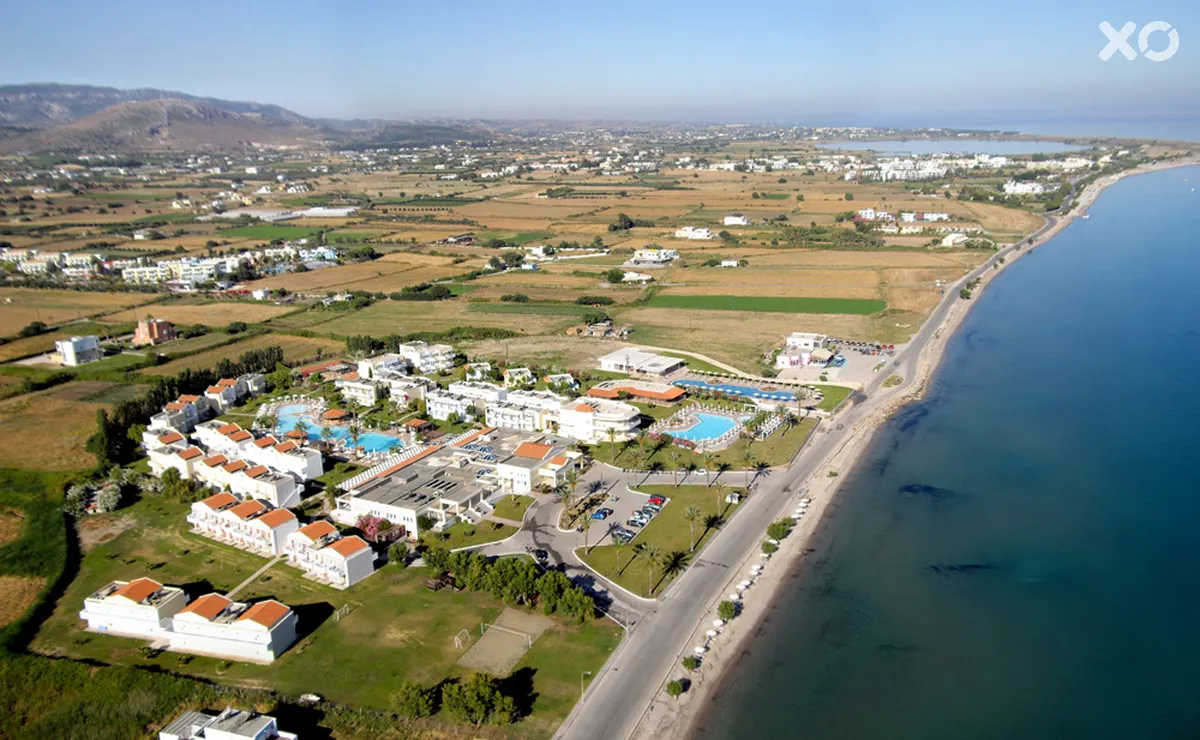 Zorbas Beach Hotel