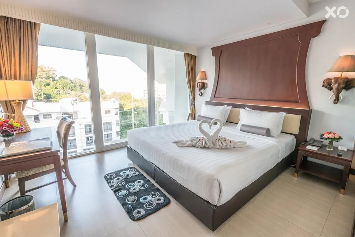 Aiyara Grand Hotel