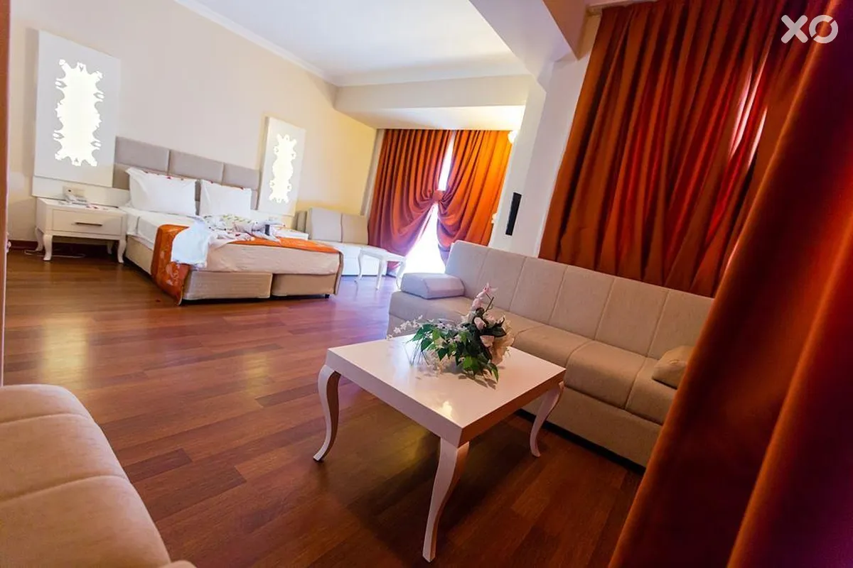 Grand Mir' Amor Hotel