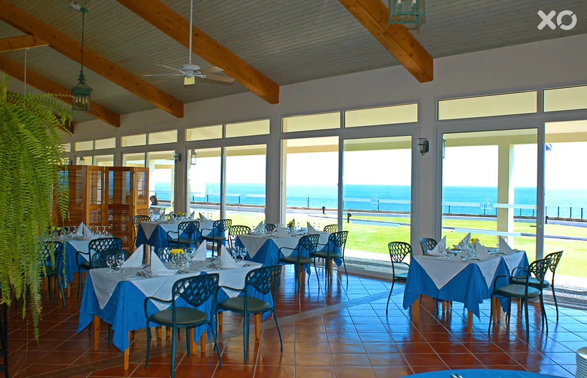 Albatroz Beach & Yacht Club