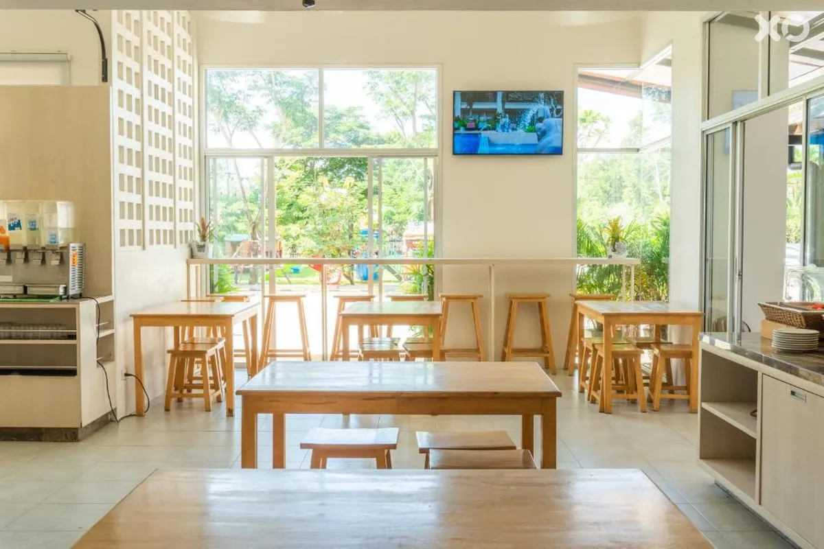 Recenta Suite Phuket Suanluang