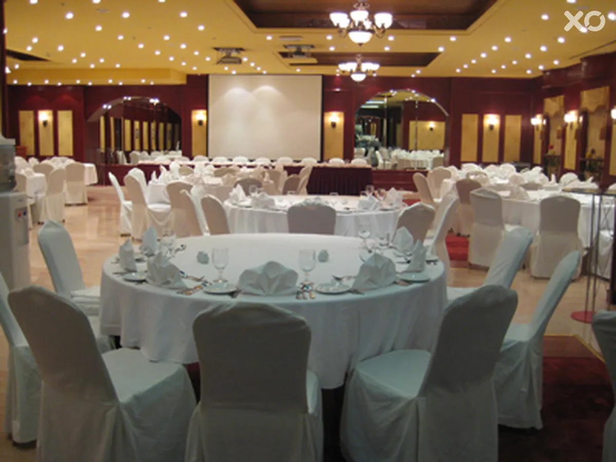 Emirates Concorde Hotel & Suites