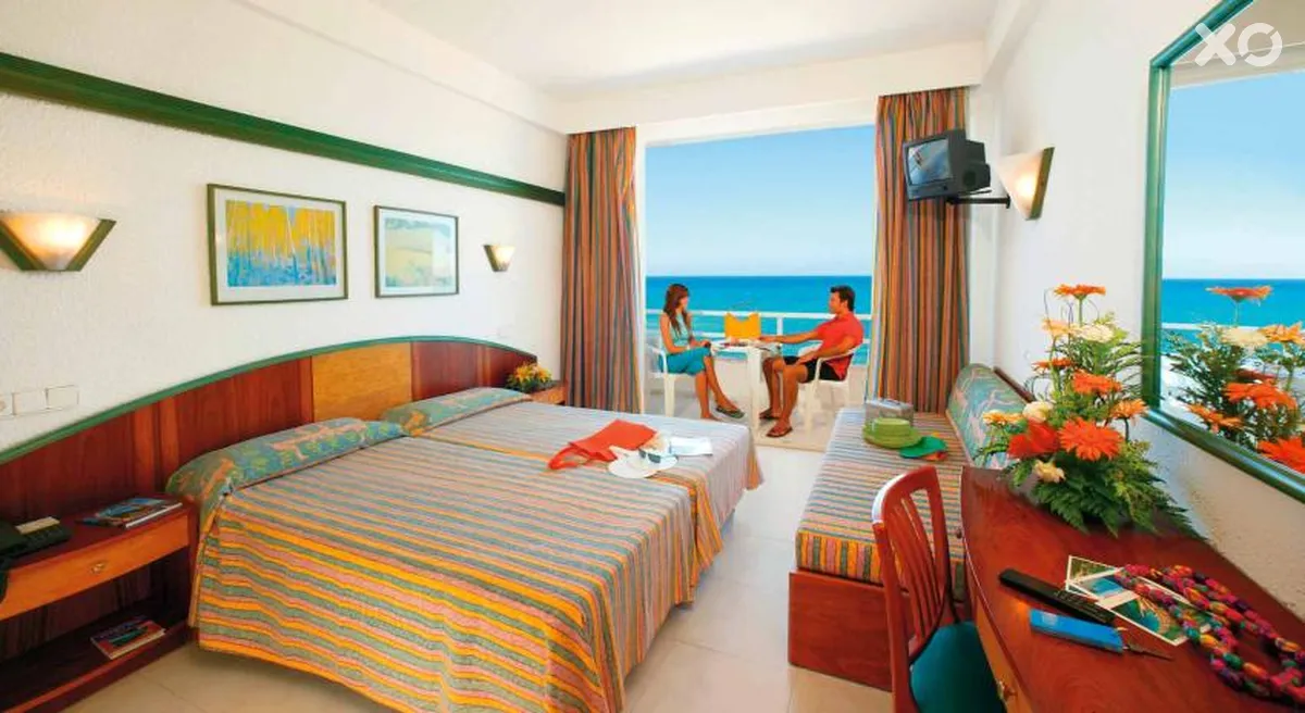 Ferrer Concord Hotel