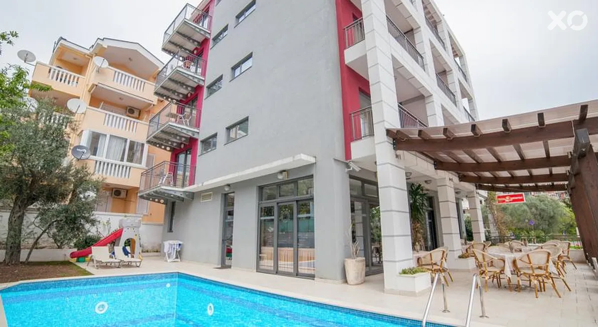 Petrovac Hotel