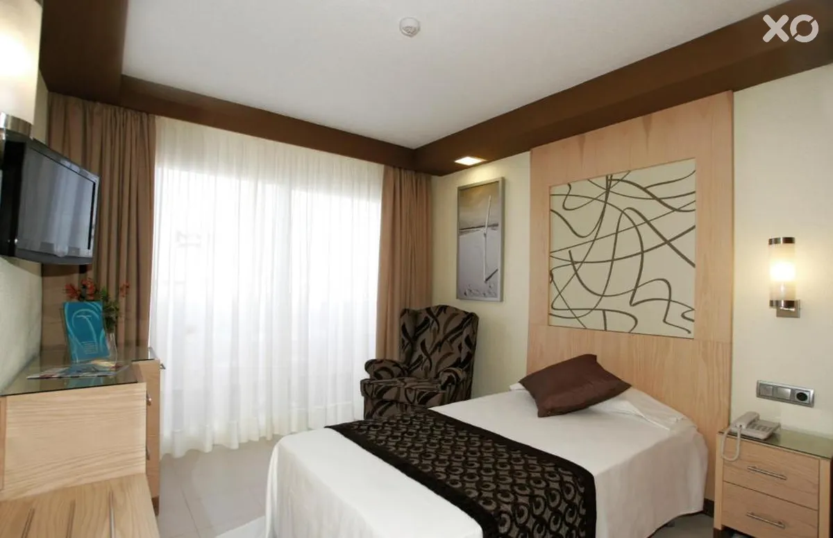 Riu La Mola Hotel