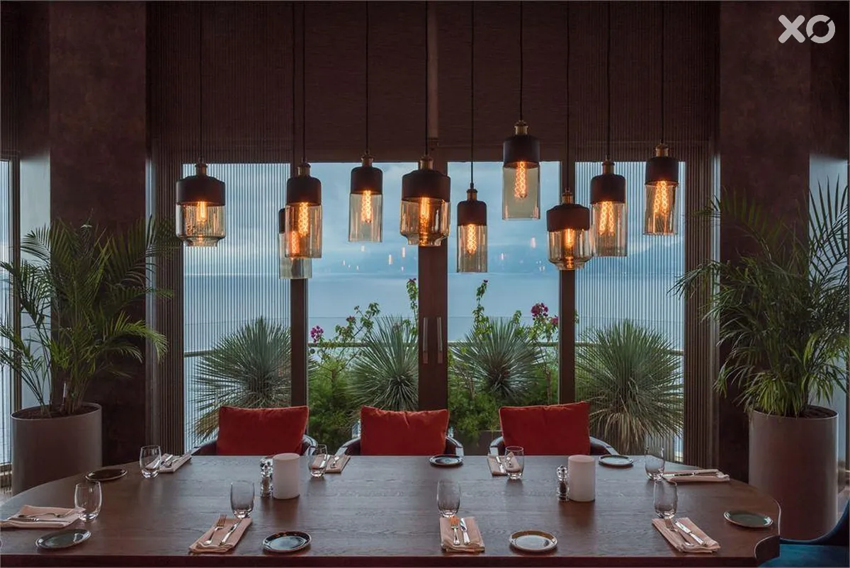 Akra Hotel