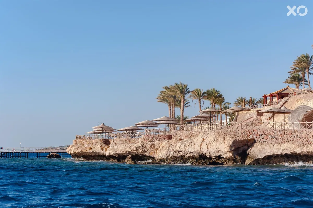 Coral Beach Resort Tiran