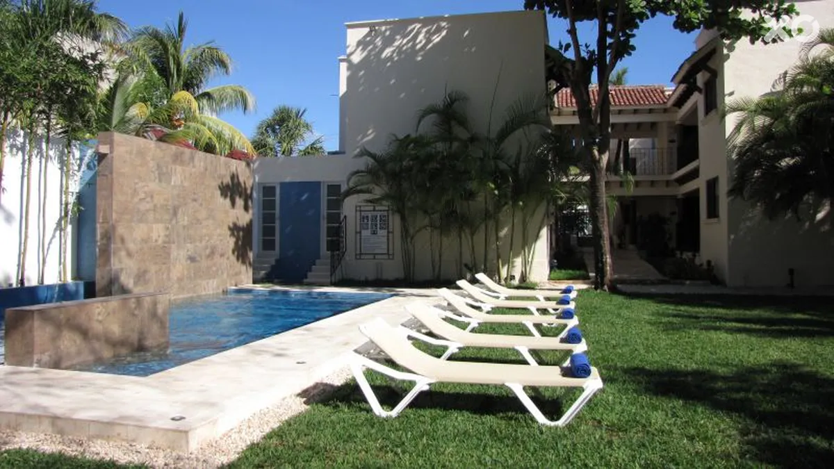 Nina Hotel & Beach Club