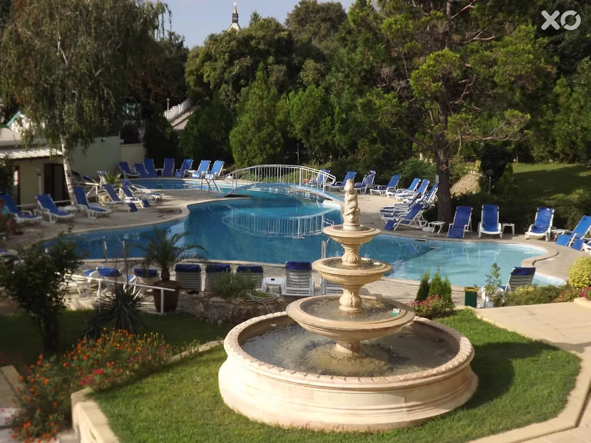 Silver Hotel