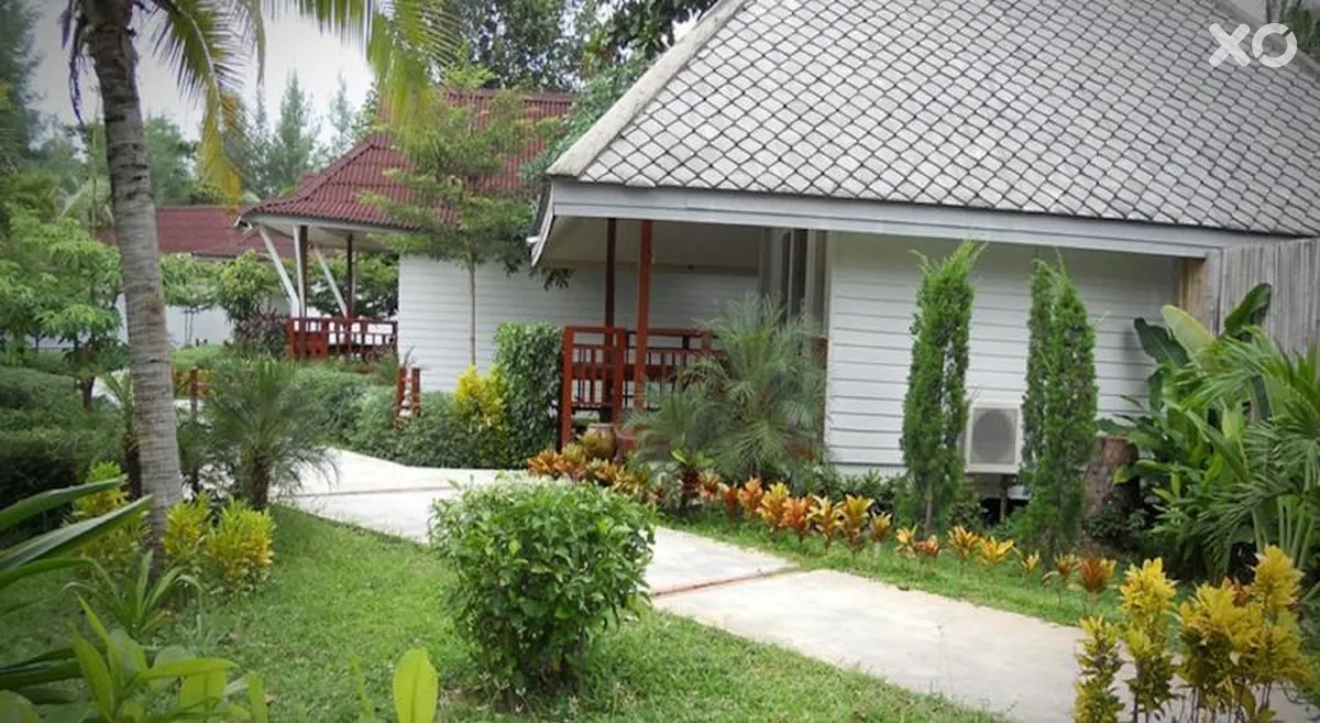 Nakara Long Beach Resort
