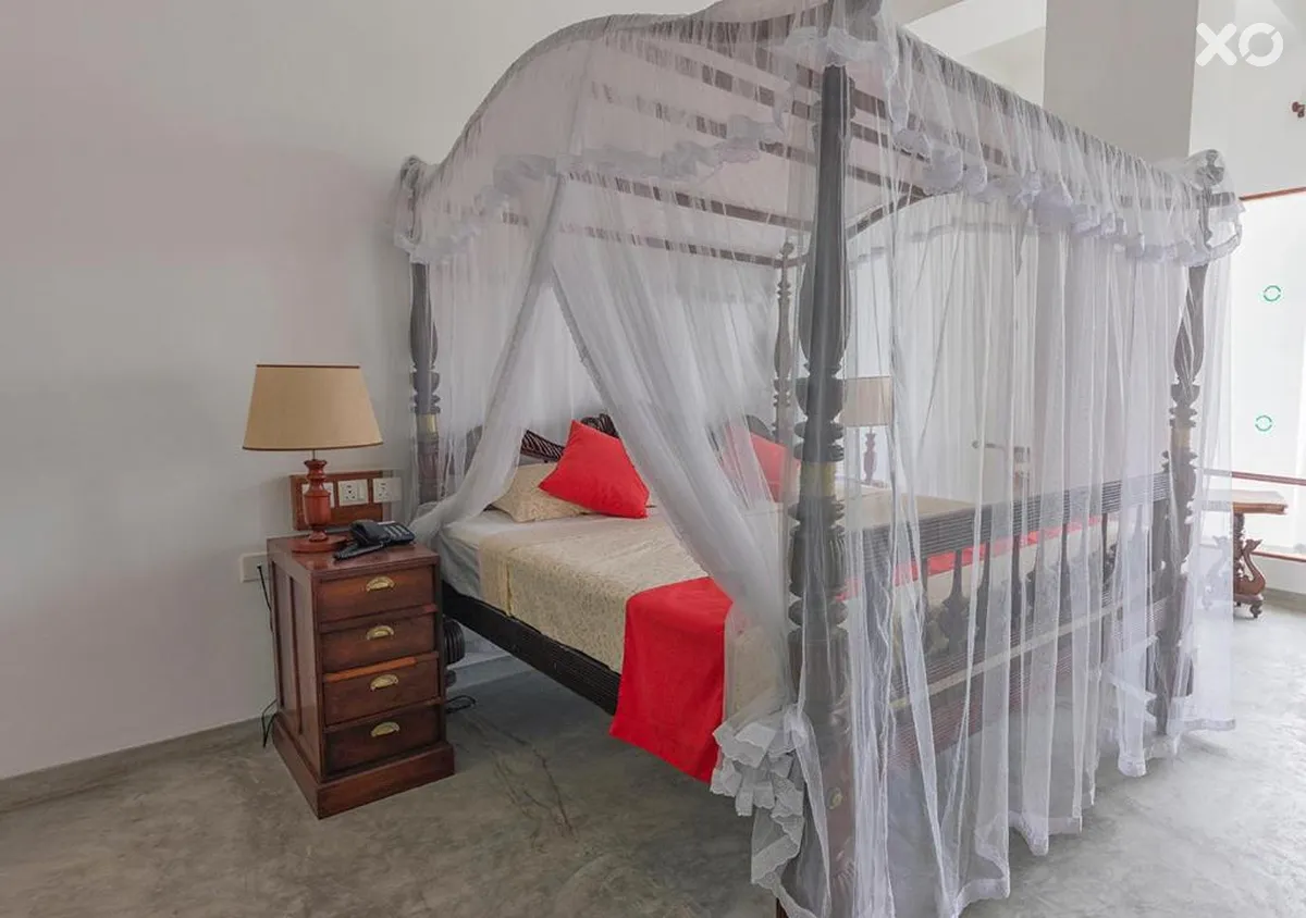 Sea Breeze Hotel