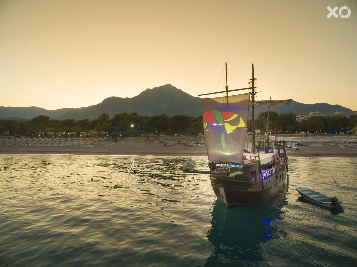 Pirate's Beach Club