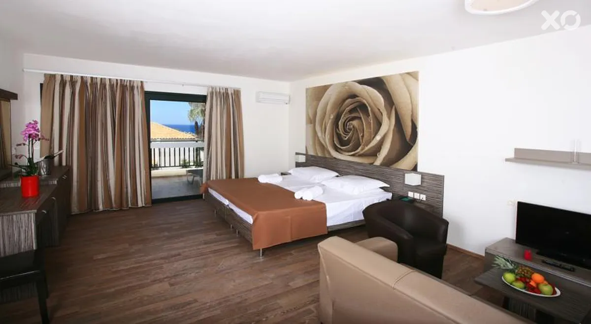 Katrin Suites