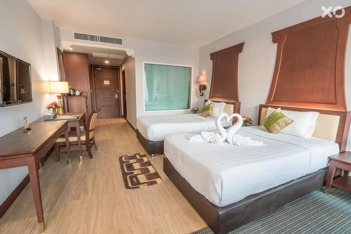 Aiyara Grand Hotel