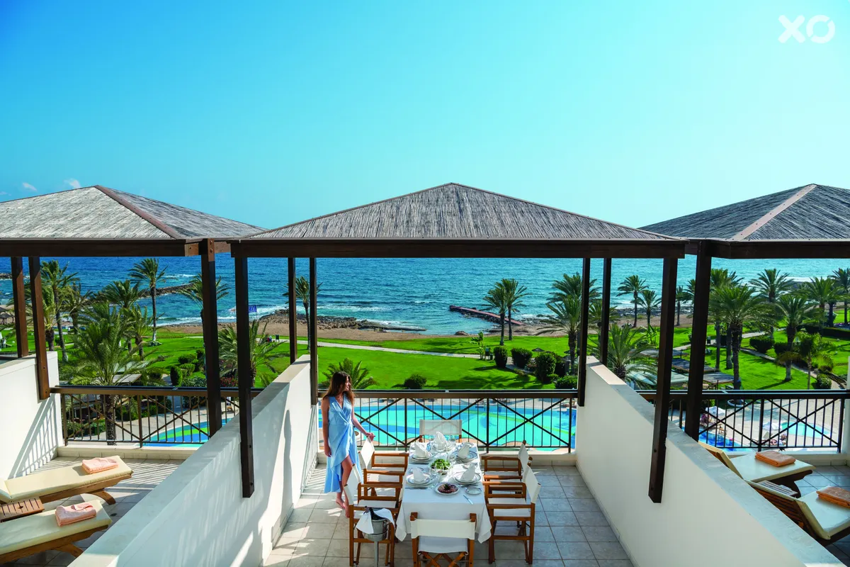 Constantinou Bros Athena Beach Hotel