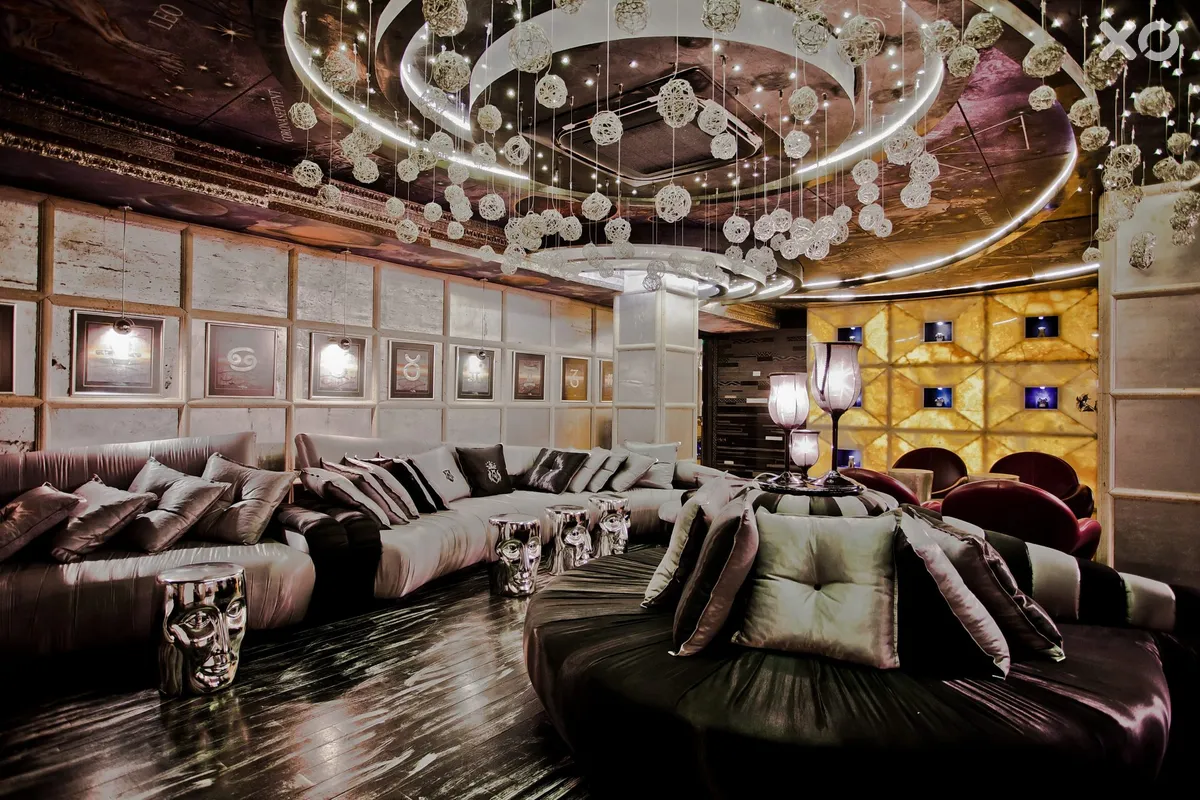 Royal Castle Design & Spa