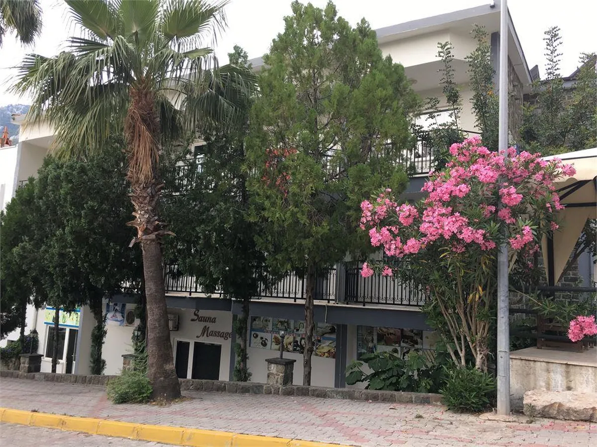 Zeus Turunc Hotel