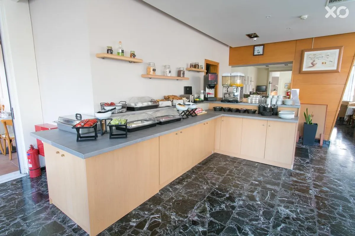 Sylvia Hotel