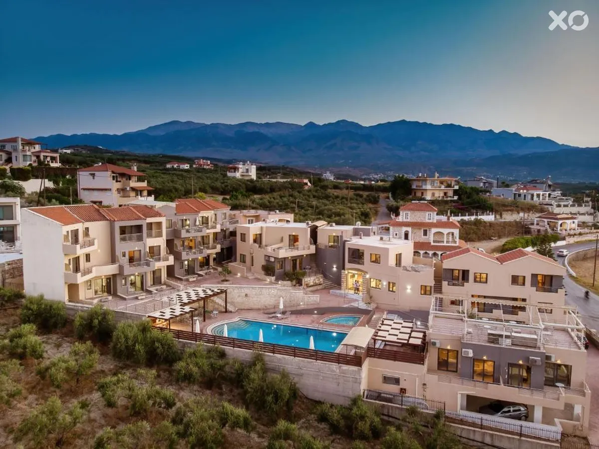 Sunrise Suites & Apartments