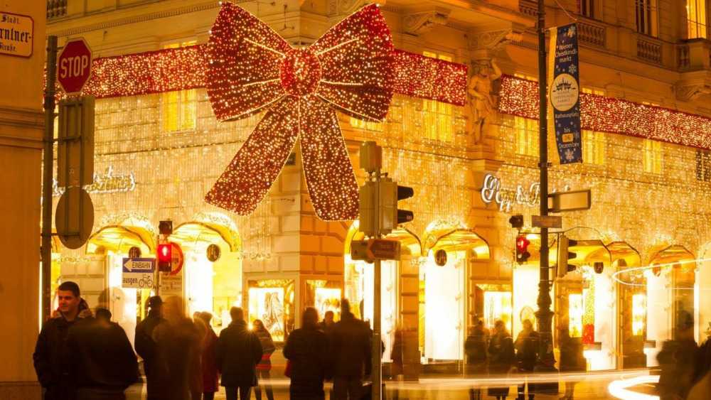 Новий рік у Парижі, як у кіно! Єлисейські поля, феєрверки та шампанське