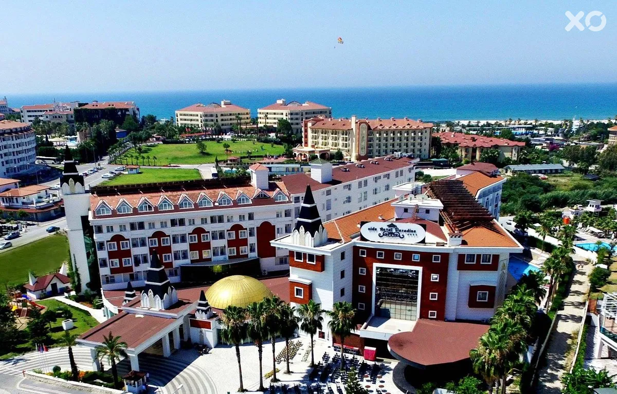 Side Royal Paradise