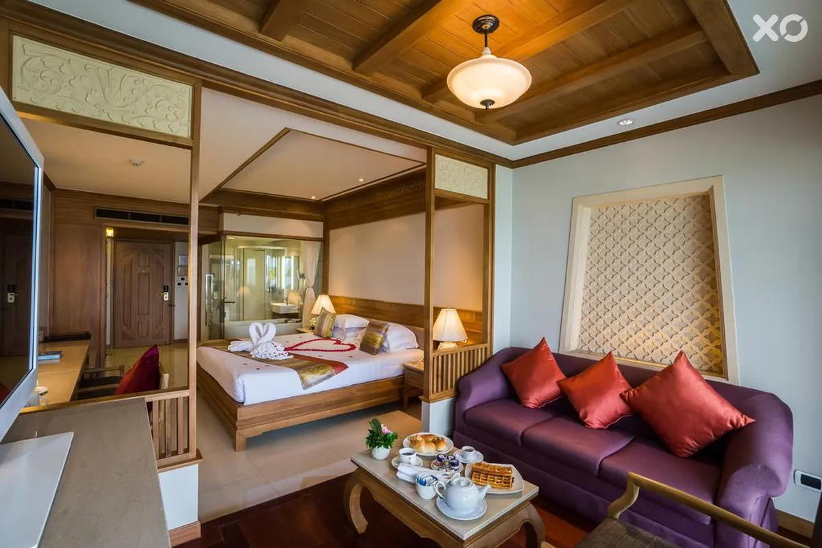 Royal Cliff Beach Terrace