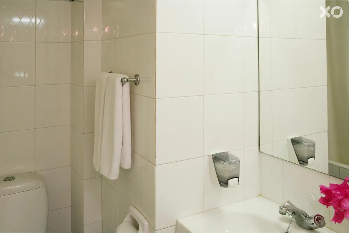 Navarria Hotel