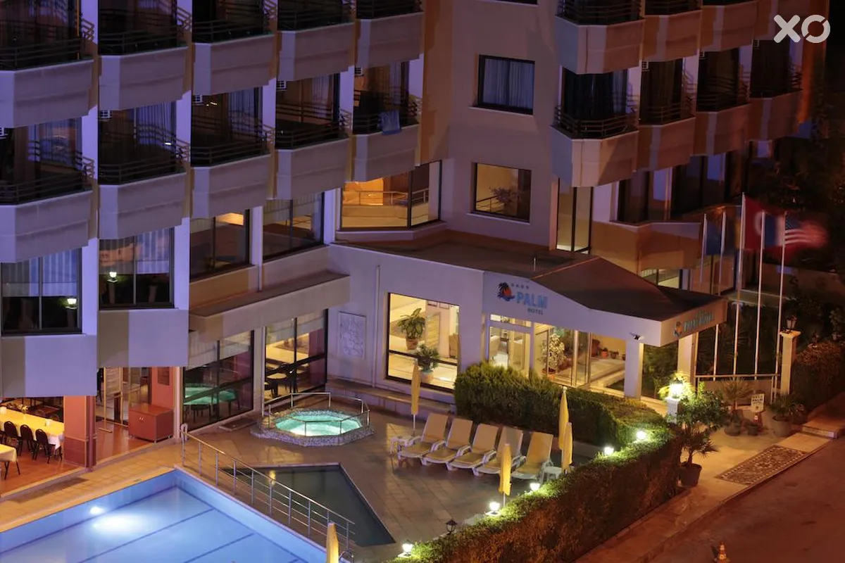 Palm Hotel