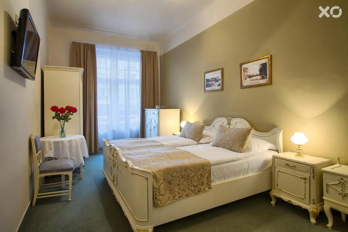 Taurus Hotel