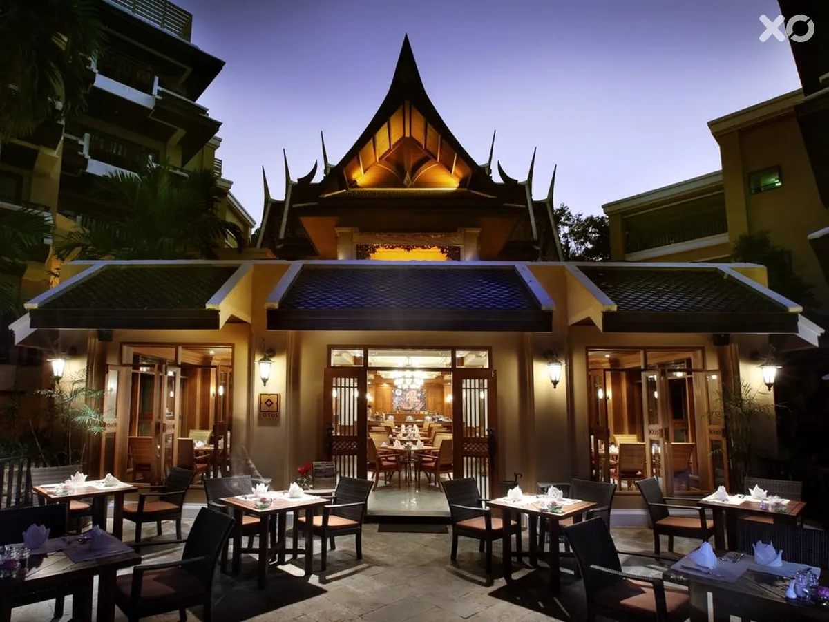 Amari Vogue Resort