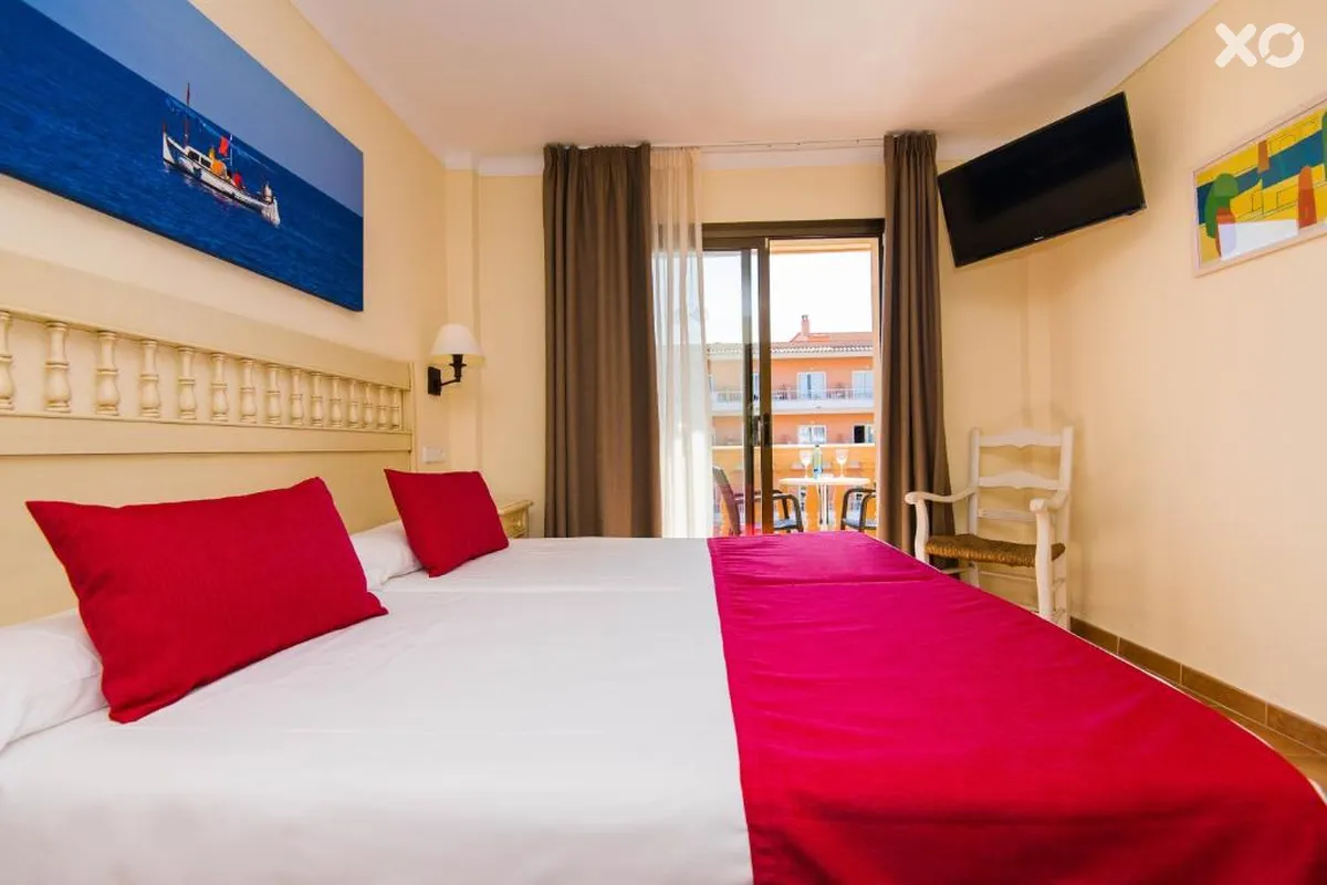 Bell Port Hotel