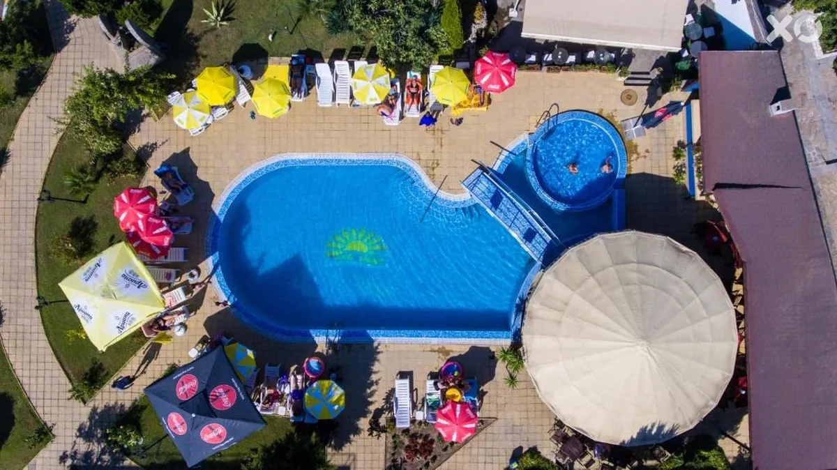 Sunny Hotel