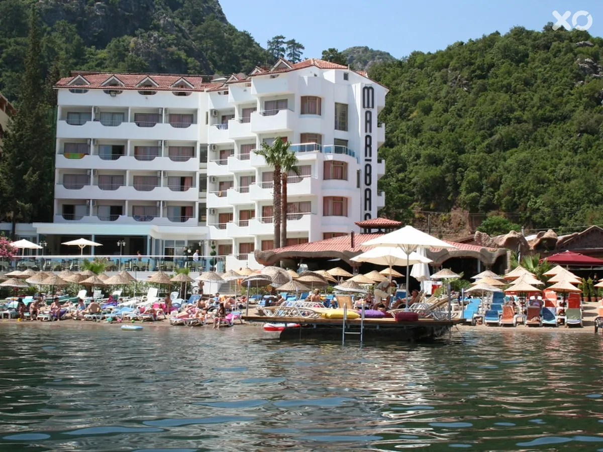 Mar-bas Hotel (Marbas)