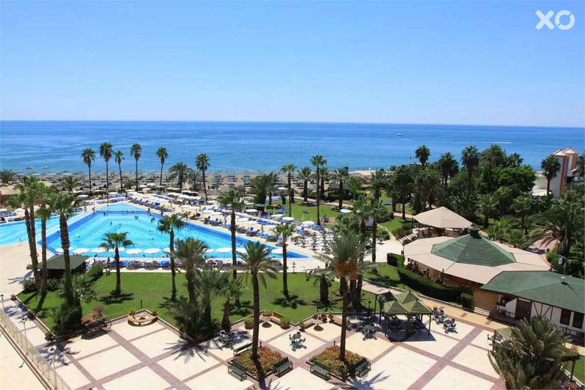 Adora Hotel & Resort